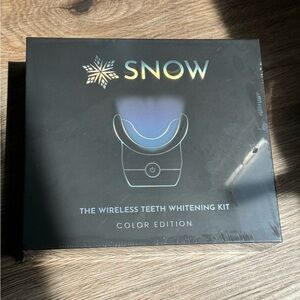 SNOW Advanced Wireless Teeth Whitening Kit Obsidian Black NWT